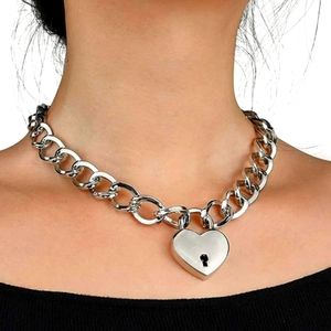 Beautiful new stainless steel padlock & Keys heart necklace Valentine's Day